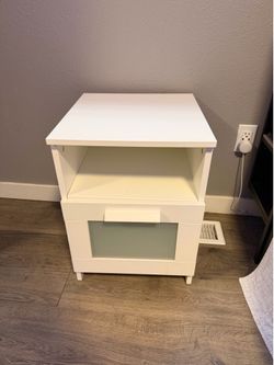 Night stand for sale