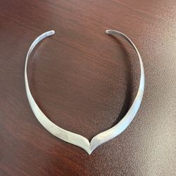  Sterling Silver Cutout Choker Collar Necklace