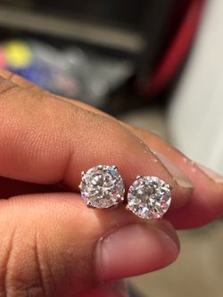 2ct lab grown diamond earrings