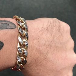10k Cuban Bracelet 