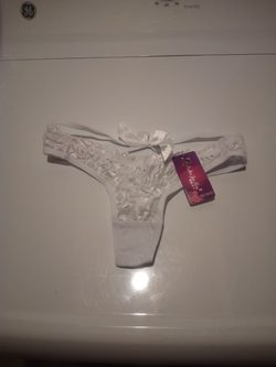 Womens' Sexy Lace Thongs G-string White
