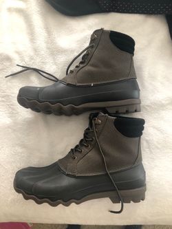 Sperry boots size 9