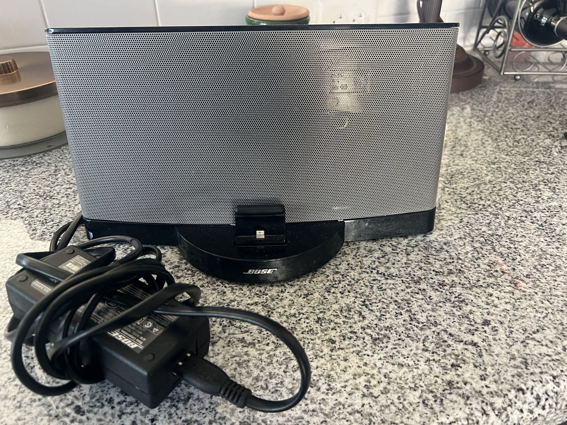 BOSE SPEAKER