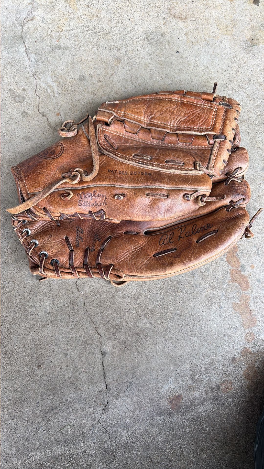 Wilson Baseball Glove