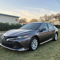 2018 Toyota Camry LE
