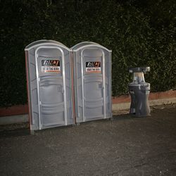 Portable restrooms 