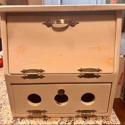 Breadbox with Onion/Potato Storage