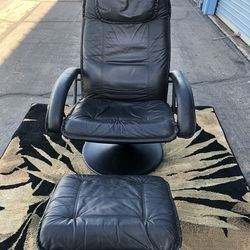 Black Chair With Ottoman