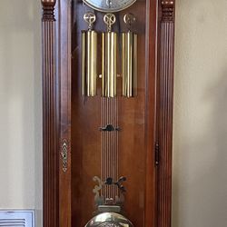 Grandfather Clock Authentic Howard Miller