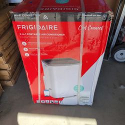 Frigidaire 14,000 BTU Portable Air Conditioner 