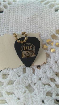 Miller Lite Beer Brooks and Dunn Guitar Pick Key Chain