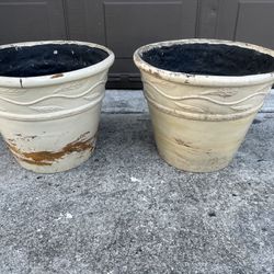 2 resin outdoor plant tree garden pots