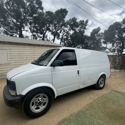 2004 GMC Safari