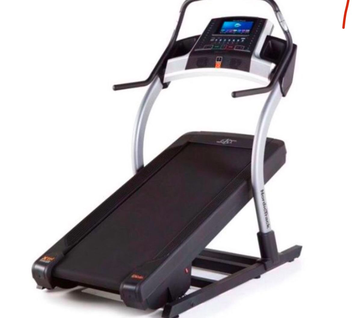 Treadmill NordicTrack X9i With Up Hill & Down Hill Incline