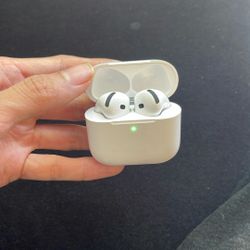 Airpods 4 With Noise Cancellation