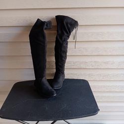 Black Girl Boots  Size 5