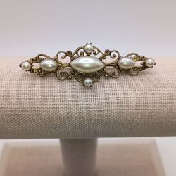 Small Vintage Faux Pearl Victorian Style Brooch