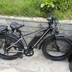 Juiced E Bike Ripcurrent S Commuter Bike