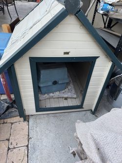 Dog House