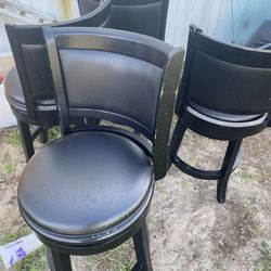 Set Of 4 Table Chairs