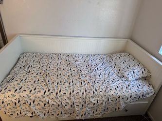 Kids bed