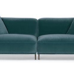 Article Sofa BRAND NEW