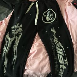 hellstar sweatpants 