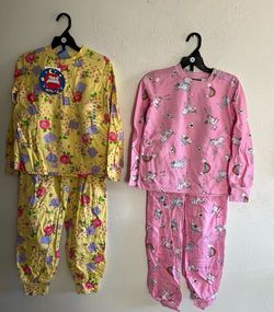 Girls pajamas