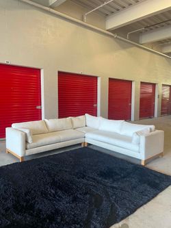 Fabric L-Shaped Sectional Sofa With Wood Base CAN DELIVER🚚