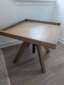 Square Side Table - Adjustable Height