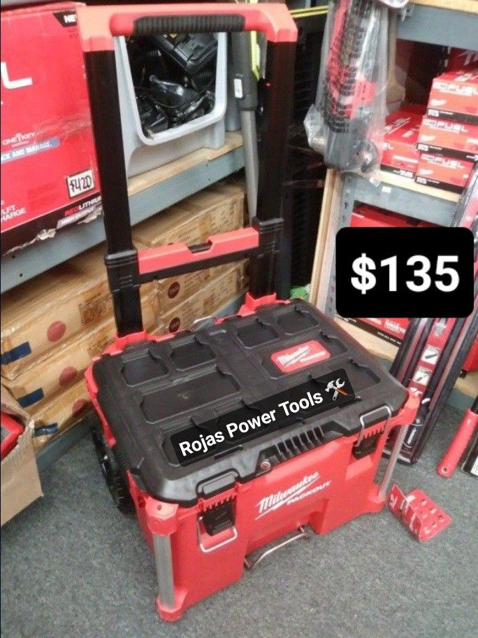 MILWAUKEE PACKOUT ROLLING