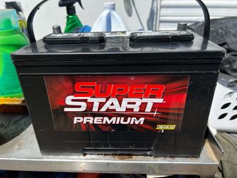 I'n very good condition a big super start premium group 27 100% charge 100% health $5 off with a old battery