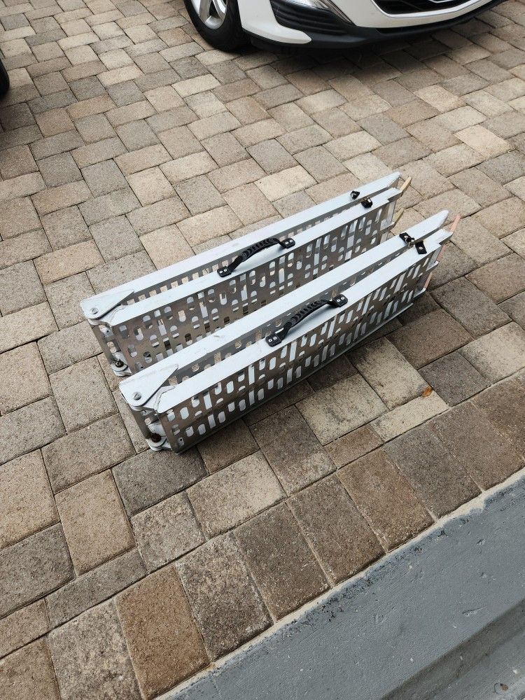 Loading Ramps, Aluminum 7 Foot Long 