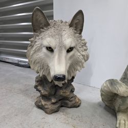 Wolf Head Statue