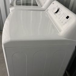 LG washer, and GAS dryer