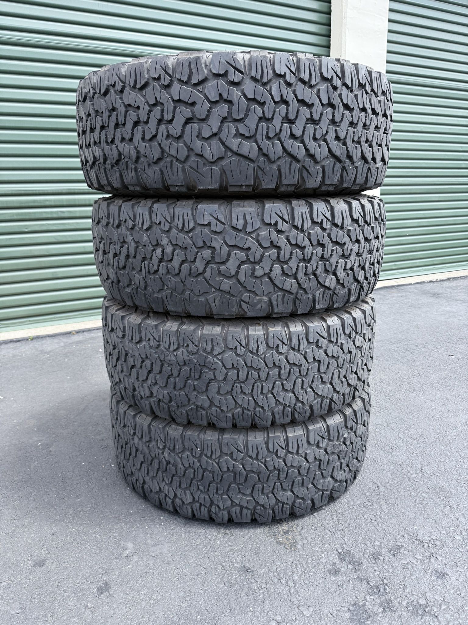 (4) 285/65R18 Bfgoodrich All Terrain 