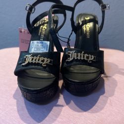 Juicy Couture Wedges