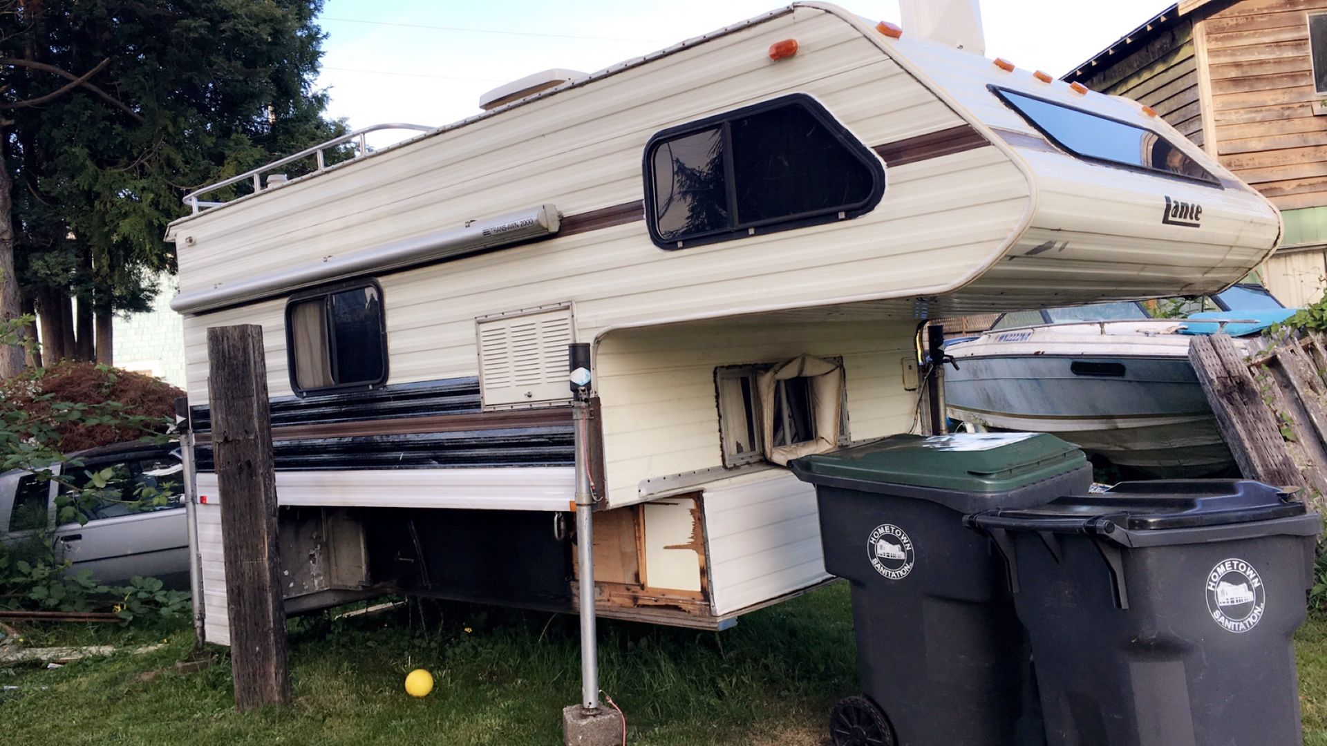1989 lance camper for Sale in Hoquiam, WA OfferUp