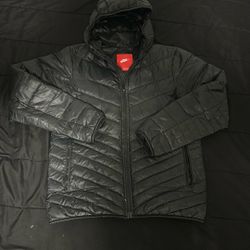 Nike Bubble Jacket Size Medium 