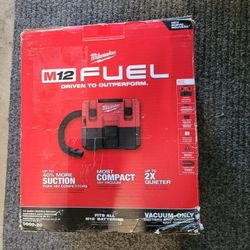 NEW Milwaukee 0960-20 M12 FUEL 12V Cordless 1.6 Gallon Wet/Dry Vacuum (Vacuum-Only)