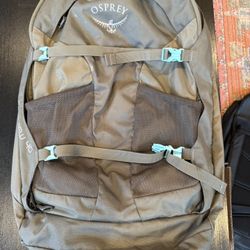 Osprey WOMEN'S Travel Backpack Fairview 40L