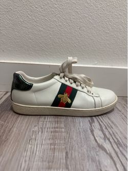 Gucci Ace Embroidered Bee