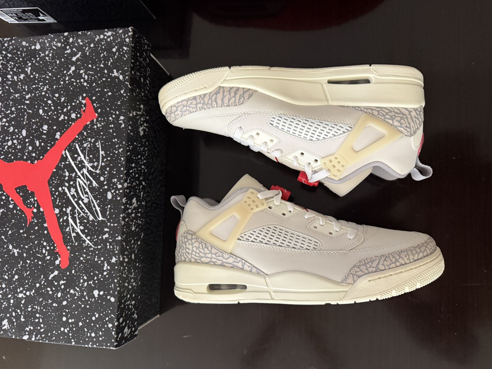 Jordan Spizike Low