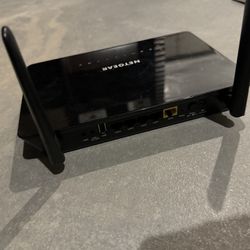 NETGEAR AC1200 Smart Wi-Fi Router with External Antennas 