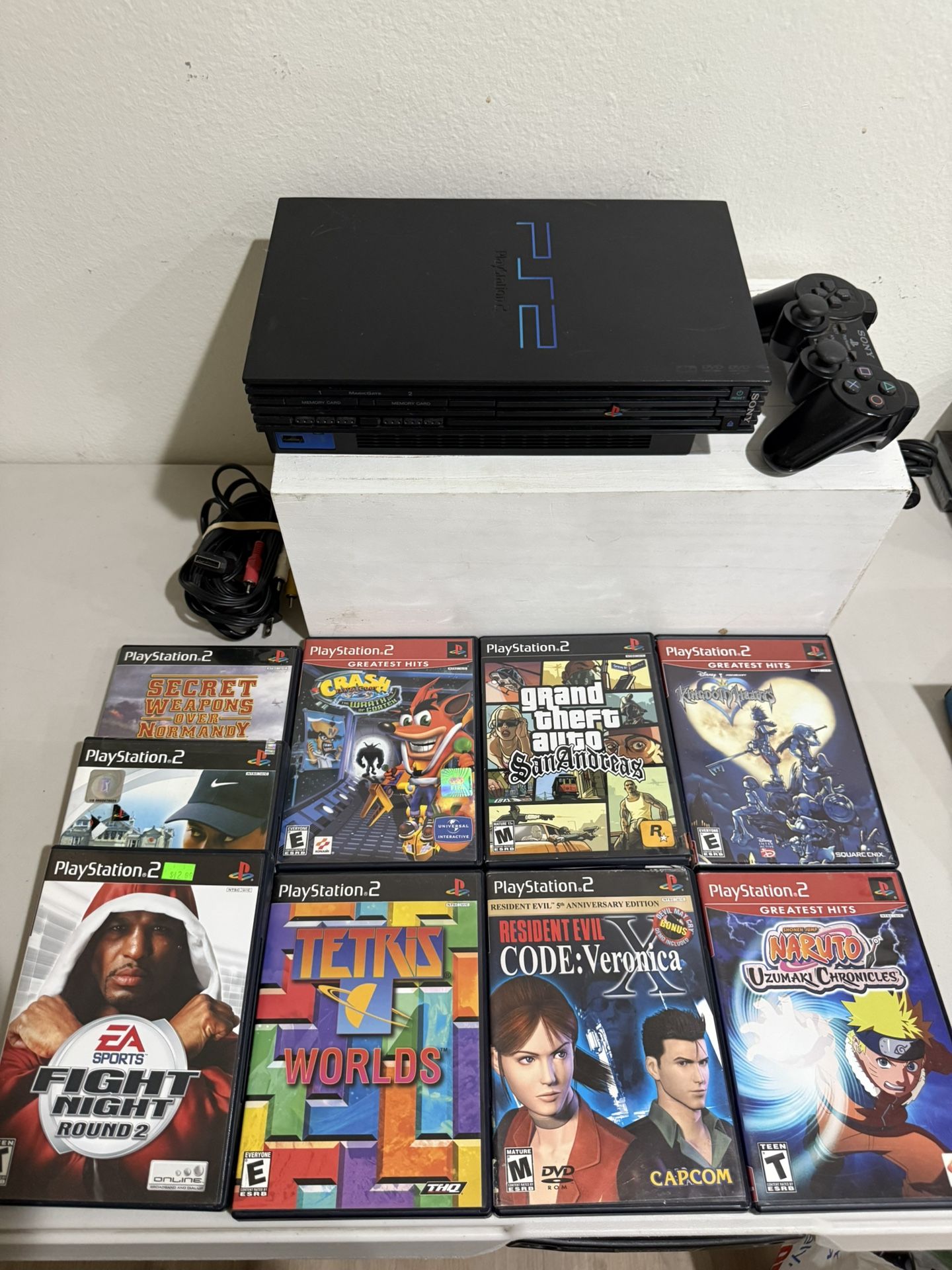 PS2 BUNDLE TESTED AND WORKING PLAYSTATION W