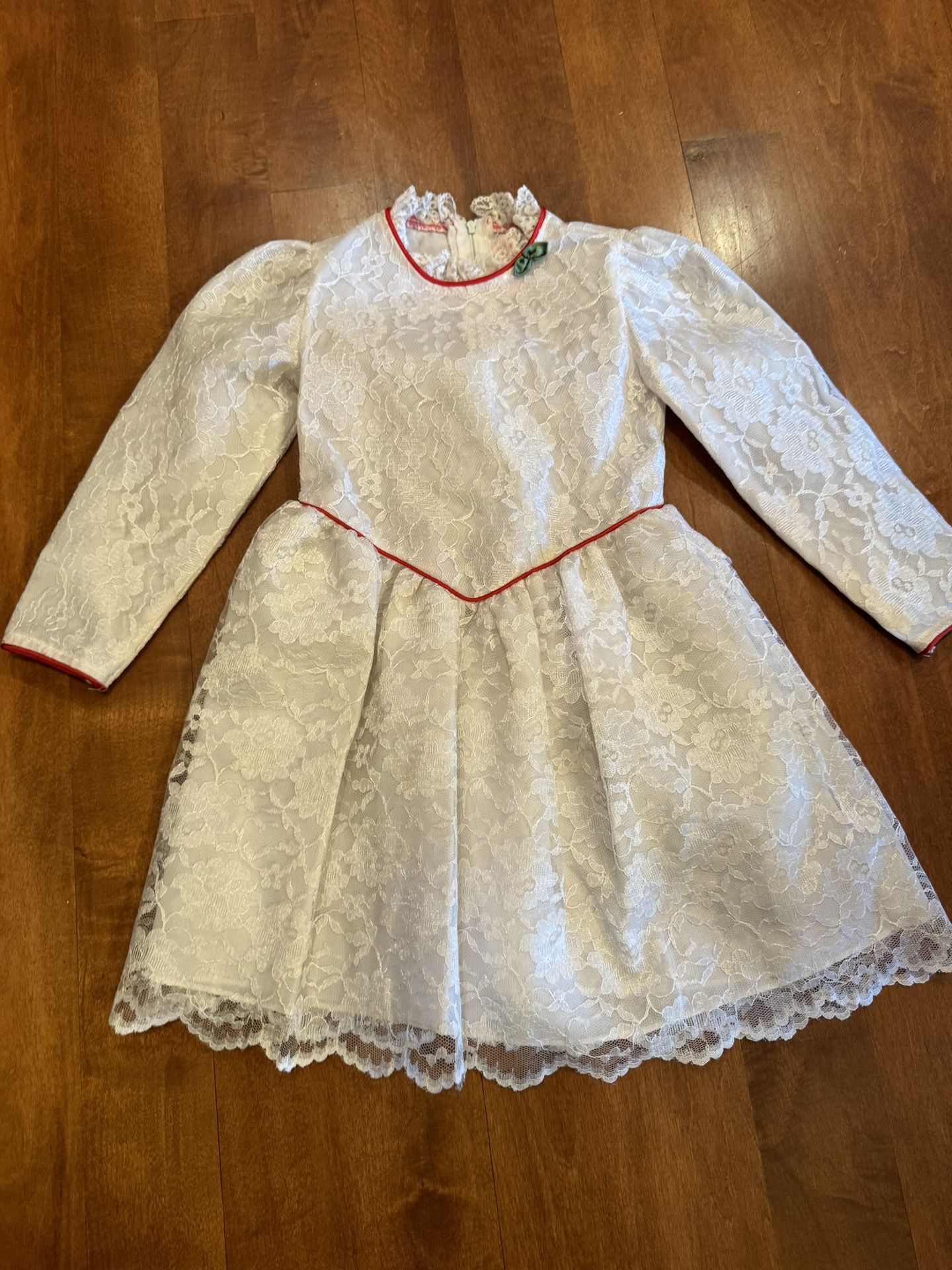 Girls Vintage Isabella Lace Dress Shipping Avaialbe 