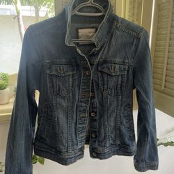 Jean Jacket With Pockets $6