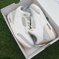 New Jordan 3 “Craft Ivory” Size 9