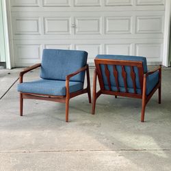 Mid Century Teak Lounge Chairs 