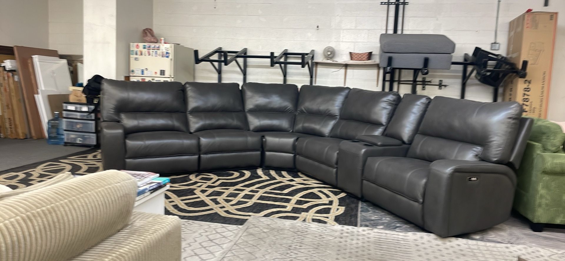 New Power Recliner Sectional Couch / Free Delivery